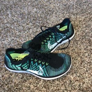 Nike Flyknit 4.0 black green shoes women 9 men 7.5
